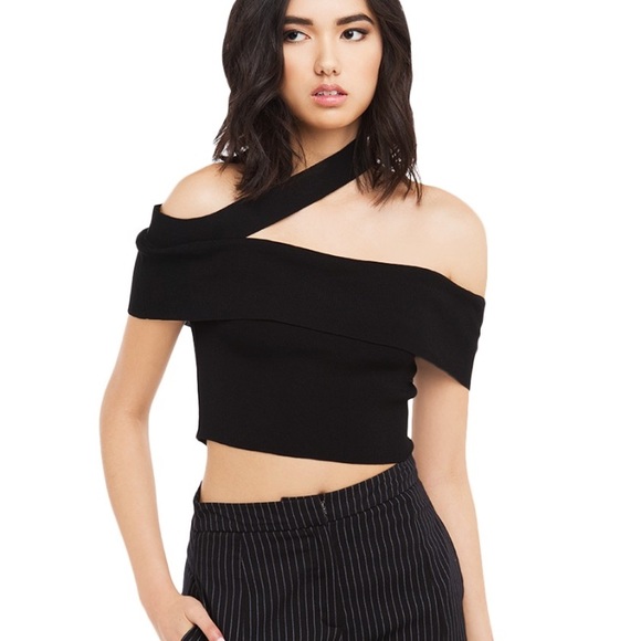 Rehab Tops - Shoulder strap crop top